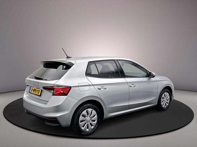 Skoda FABIA Ambition 1.0 TSI 95pk Cruise control, Airco, LED koplampen, App connect, DAB, Radio, Bluetooth, Parkeersensor achter