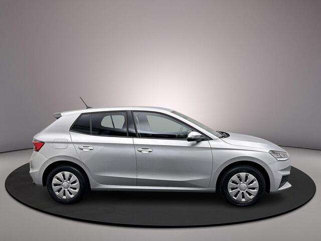 Skoda FABIA Ambition 1.0 TSI 95pk Cruise control, Airco, LED koplampen, App connect, DAB, Radio, Bluetooth, Parkeersensor achter