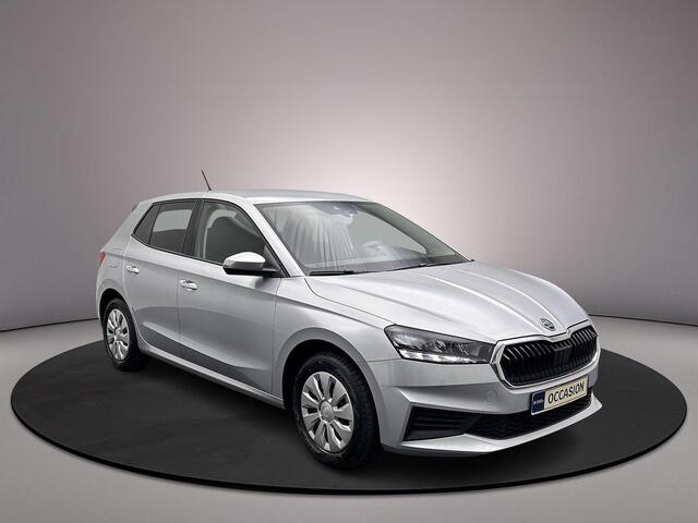 Skoda FABIA Ambition 1.0 TSI 95pk Cruise control, Airco, LED koplampen, App connect, DAB, Radio, Bluetooth, Parkeersensor achter