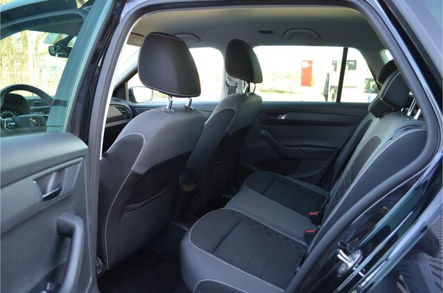 Skoda FABIA Combi 1.0 TSI Ambition Carplay | Climate | Getint glas | LMV | PDC | Cruise