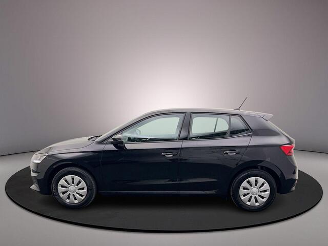 Skoda FABIA Active 1.0 TSI 95pk Snelheidsbegrenzer, Airco, Bluetooth, App connect, DAB, Radio, LED koplampen