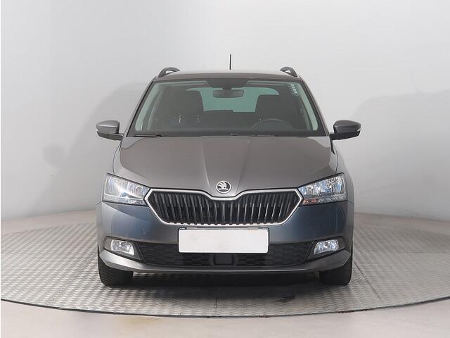 Skoda FABIA Combi 1.0 TSI Ambition | VERWACHT | Navi by App | PDC | 15" | Licht- regensensor | Clima