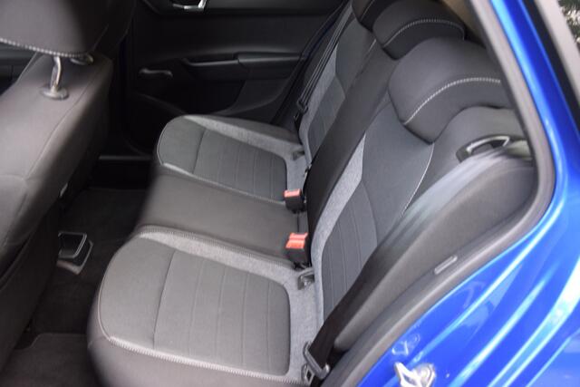 Skoda FABIA Combi 1.0 TSI 96PK Business Edition | incl. BOVAG Garantie | NL-Auto | Lage KM stand NAP | Navigatie | Parkeersensoren | 16'' Velgen | Apple Carplay/Android Auto | Cruise Control | DAB |