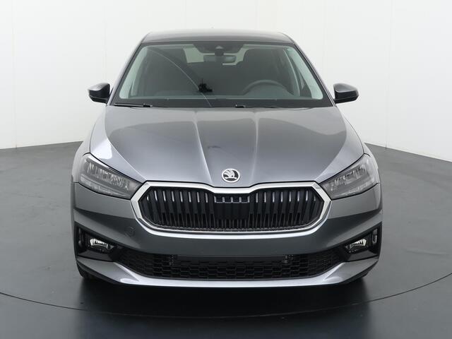 Skoda FABIA Selection 1.0 TSI 95 PK | Apple CarPlay / Android Auto | Parkeersensoren | 15'' Lichtmetalen velgen | Cruise control | Getint glas |