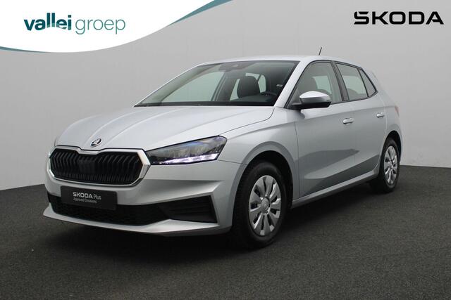 Skoda FABIA 1.0 MPI 80 pk Ambition | Parkeersensoren achter | Apple Carplay / Android Auto | Cruise Control
