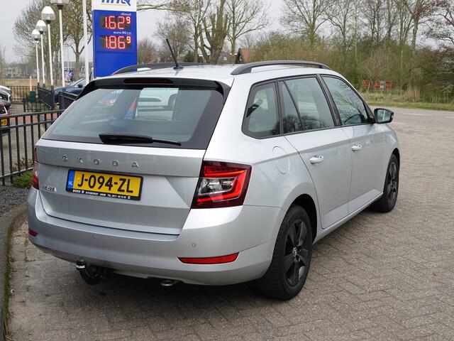 Skoda FABIA Combi 1.0 TSI 95PK Sport Business SPORT STOELEN | NAVI VIA APP | AIRCO | CRUISE