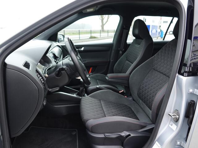 Skoda FABIA Combi 1.0 TSI 95PK Sport Business SPORT STOELEN | NAVI VIA APP | AIRCO | CRUISE