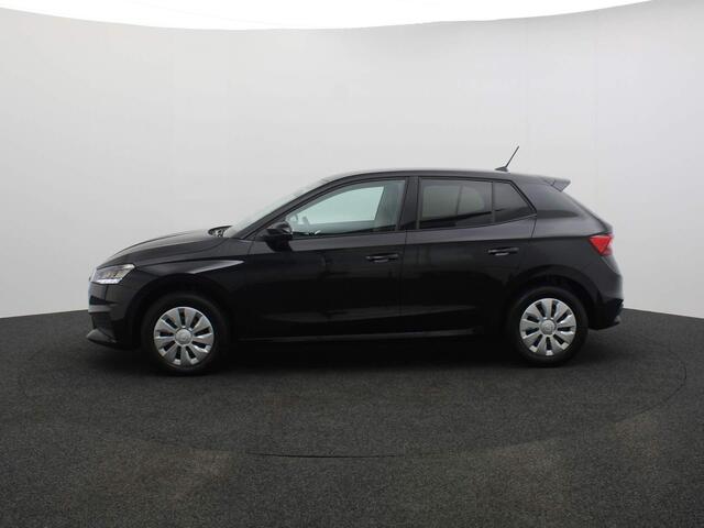 Skoda FABIA Ambition 1.0 TSI 95pk Cruise control, Airco, DAB, Radio, Bluetooth, Parkeersensor achter, LED koplampen, App connect