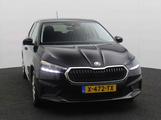 Skoda FABIA Ambition 1.0 TSI 95pk Cruise control, Airco, DAB, Radio, Bluetooth, Parkeersensor achter, LED koplampen, App connect