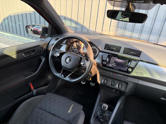 Skoda FABIA Combi 1.0 TSI Sport Business | Stoelverwarming | Parkeersensoren V&A | Prijs Rijklaar!!