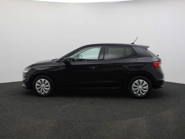Skoda FABIA Ambition 1.0 TSI 95pk Cruise control, Airco, Parkeersensor achter, Radio, DAB, Bluetooth, LED koplampen, App connect