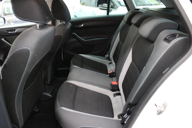 Skoda FABIA Combi 1.2 TSI JOY NAP, Cruise control, Stoelverwarming, Stuurbekrachtiging