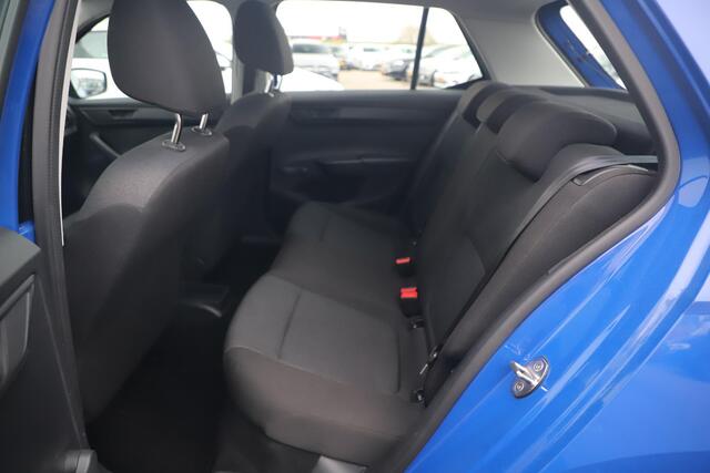 Skoda FABIA 1.0 Active Trekhaak Radio Bluetooth Airco Cruise Control Elektrische Ramen