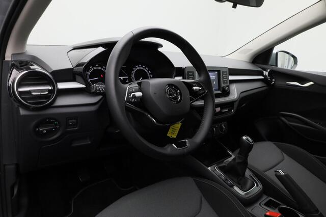 Skoda FABIA 1.0 MPI 80 pk Ambition | Parkeersensoren achter | Apple Carplay / Android Auto | Cruise Control