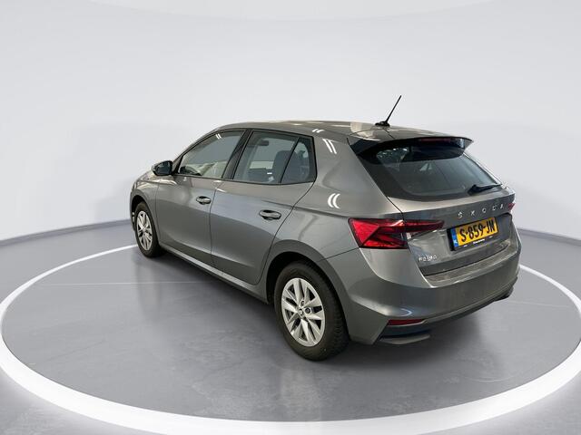 Skoda FABIA 1.0 Tsi 95pk Ambition · Apple/Android Car Play · Navi · P-Sensoren · Cruise Control · Airco · 15'' Inch · Garantie t/m 13-02-2027 of 100.000km
