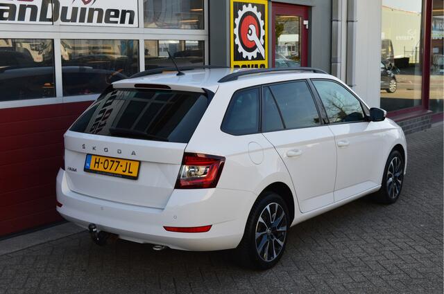 Skoda FABIA Combi 1.0 TSI Business Edition O.a: Clima, Haak, PDC, Carplay, Stoelverw, Rijklaar, Etc. All-in prijs!