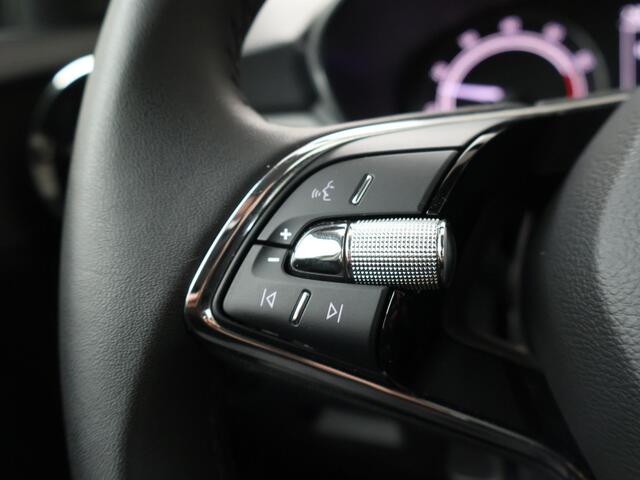 Skoda FABIA 1.0 TSI Ambition | 95 PK | Navigatiesysteem | Draadloze telefoonlader | Apple Carplay/Android Auto |