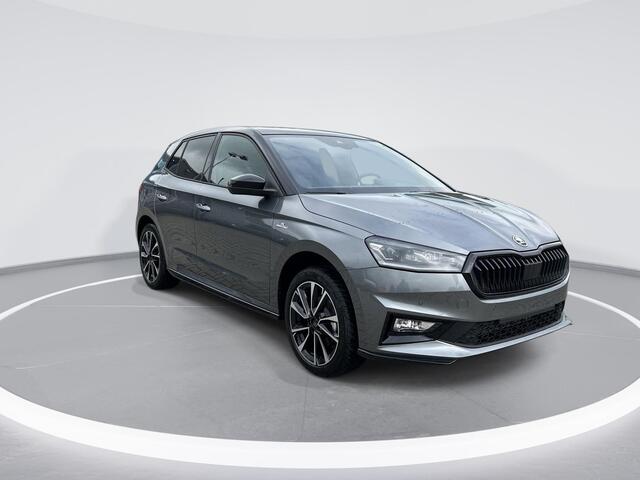 Skoda FABIA Monte Carlo 1.0 TSI 70 kW / 95 PK Hatchback 5 vers | 17'' lichtmetalen Velgen | Metallic Lak | verwarmbare voorstoelen | 1500,- inruilvoordeel!!