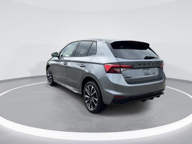 Skoda FABIA Monte Carlo 1.0 TSI 70 kW / 95 PK Hatchback 5 vers | 17'' lichtmetalen Velgen | Metallic Lak | verwarmbare voorstoelen | 1500,- inruilvoordeel!!