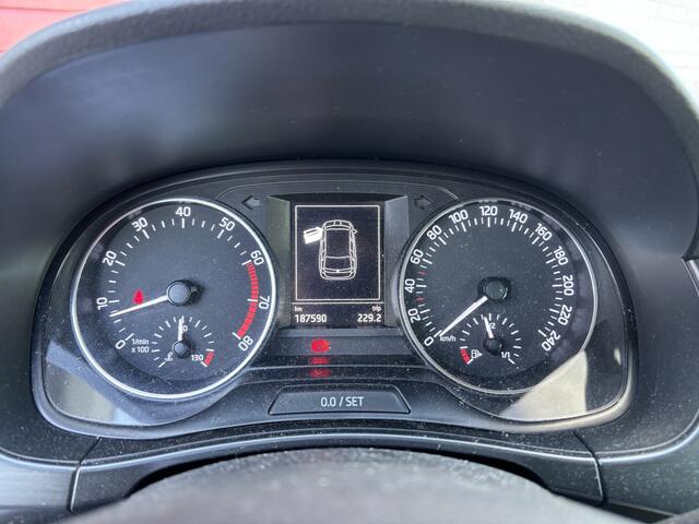 Skoda FABIA Combi 1.2 TSI JOY TREKHAAK / STOELVERW / CARPLAY / CLIMA / PDC / CRUISE / NL-AUTO