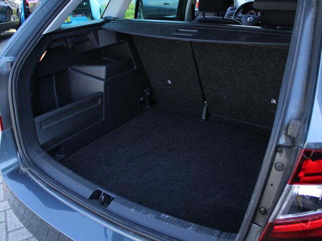Skoda FABIA Combi 1.0 TSI Business Edition NL AUTO | CAMERA | STOELVERW |