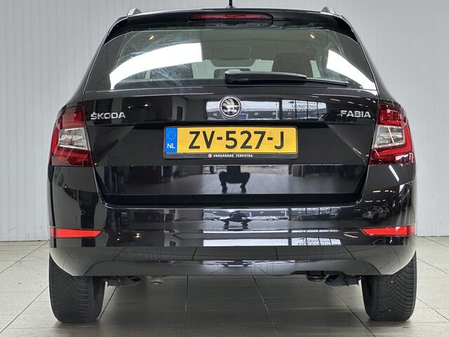 Skoda FABIA Combi 1.0 TSI Ambition/ LED Dagrijverl./ Apple+Android/ Airco/ Cruise/ Bluetooth/ Multi.Stuur/ Elek.Pakket/ Isofix/ PDC Achter.