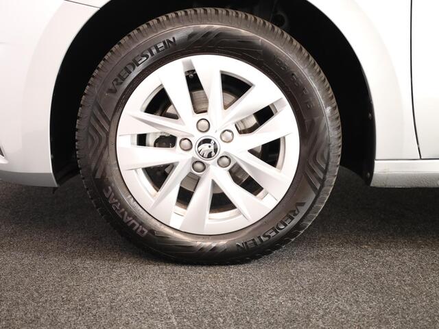 Skoda FABIA 1.0 TSI Ambition 95 pk | Verlengde garantie | Navigatie via App | Parkeersensoren achter | Cruise control | LED koplampen |
