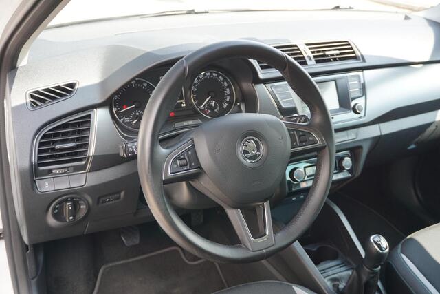 Skoda FABIA Combi 1.2 TSI JOY | trekhaak | stoelverwarming