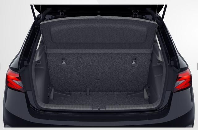 Skoda FABIA 1.0 TSI Essence 18 inch / Carkit Parrot