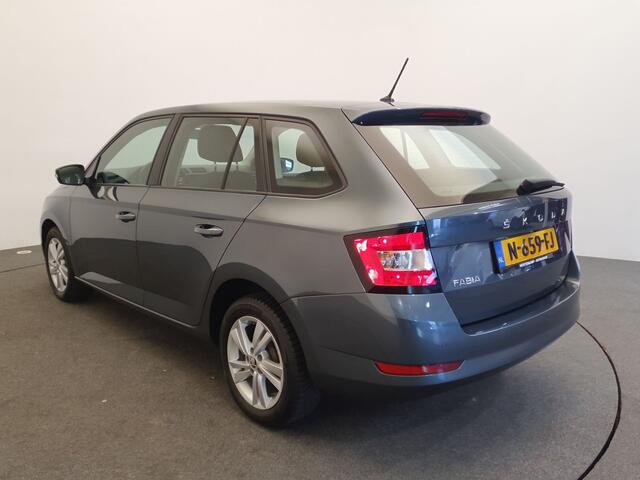 Skoda FABIA Combi 1.0 TSI Business Edition Camera, Cruise control