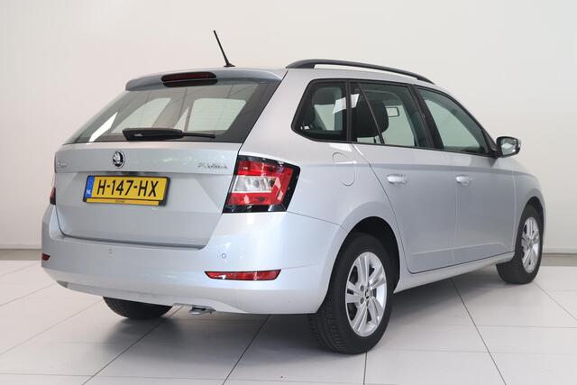 Skoda FABIA Combi 1.0 TSI Business Edition | Airco | Parkeersensor | Apple Carplay Android Auto Navigatie | Cruise control |