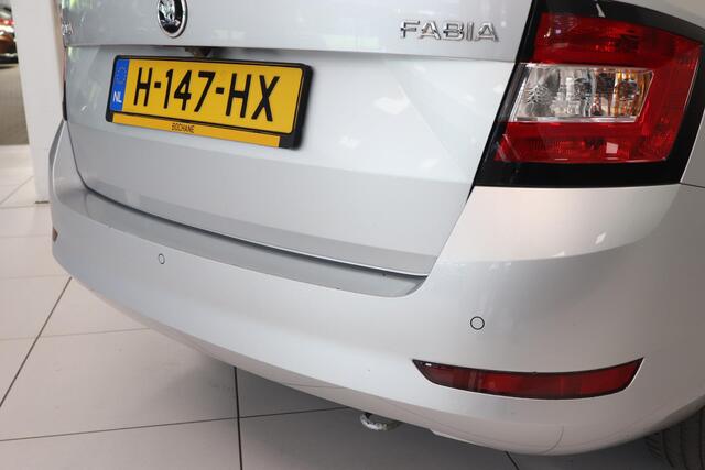 Skoda FABIA Combi 1.0 TSI Business Edition | Airco | Parkeersensor | Apple Carplay Android Auto Navigatie | Cruise control |