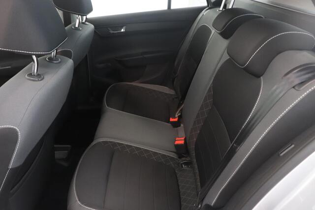 Skoda FABIA Combi 1.0 TSI Business Edition | Airco | Parkeersensor | Apple Carplay Android Auto Navigatie | Cruise control |