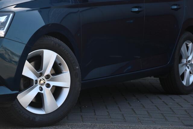 Skoda FABIA Combi 1.0 TSI Business Edition Automaat | front assist | apple carplay |