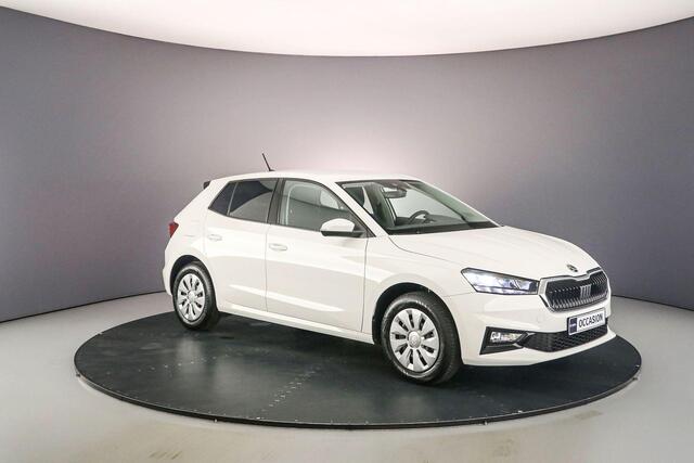 Skoda FABIA Selection 1.0 TSI 95pk Cruise control, Parkeersensor achter, App connect, LED koplampen, Airco, DAB, Radio, Bluetooth