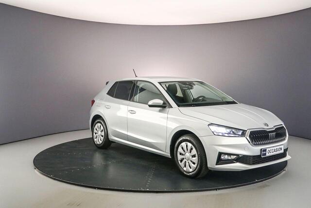 Skoda FABIA Selection 1.0 TSI 95pk Cruise control, Parkeersensor achter, Airco, DAB, Radio, App connect, Bluetooth, LED koplampen