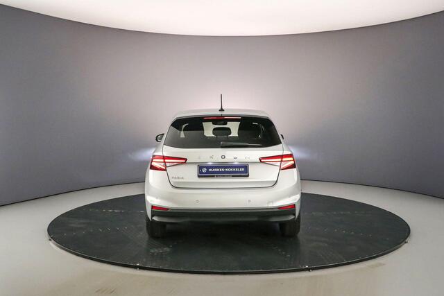 Skoda FABIA Selection 1.0 TSI 95pk Cruise control, Parkeersensor achter, Airco, DAB, Radio, App connect, Bluetooth, LED koplampen
