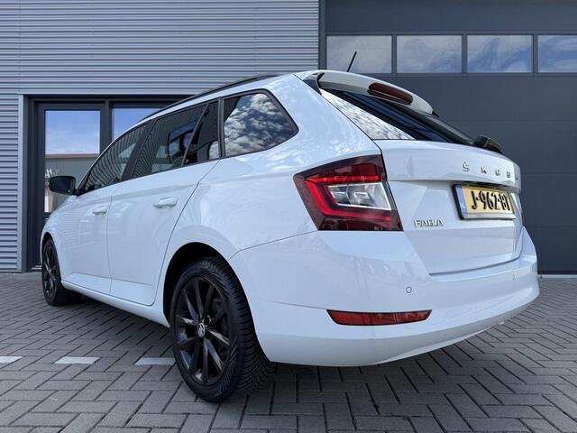 Skoda FABIA Combi 1.0 TSI Sport Business ?Nieuw model ?Sportstoelen Alcantara ?Navigatie ?Apple Carplay & Android Auto ?Keyless ?Climate ?Cruise ?Parkeersensoren ?Lichtmetaal ?Dealer onderhouden