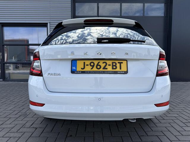 Skoda FABIA Combi 1.0 TSI Sport Business ?Nieuw model ?Sportstoelen Alcantara ?Navigatie ?Apple Carplay & Android Auto ?Keyless ?Climate ?Cruise ?Parkeersensoren ?Lichtmetaal ?Dealer onderhouden