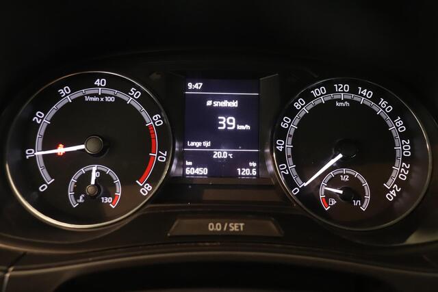 Skoda FABIA Combi 1.0 TSI Business Edition | Climatronic | Parkeersensoren | Apple Carplay Android Auto Navigatie | Trekhaak |