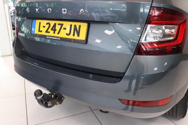 Skoda FABIA Combi 1.0 TSI Business Edition | Climatronic | Parkeersensoren | Apple Carplay Android Auto Navigatie | Trekhaak |