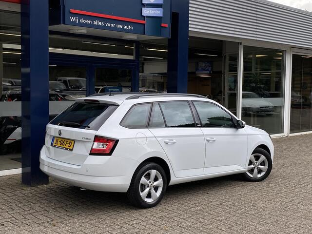 Skoda FABIA Combi 1.2 TSI JOY / NL-Auto / Cruise-Control / Stoelverwarming / Velours-Alcantara / Climate-Control / DAB Radio-Bluetooth / Armsteun-Voor / Getint-Glas / Elektr.-Pakket / PDC-Achter / 15'' LMV / ENZ.