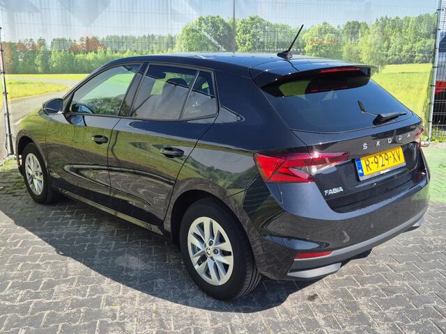 Skoda FABIA 1.0 TSI, Carplay! Park Sensoren V+A! VERWACHT!!