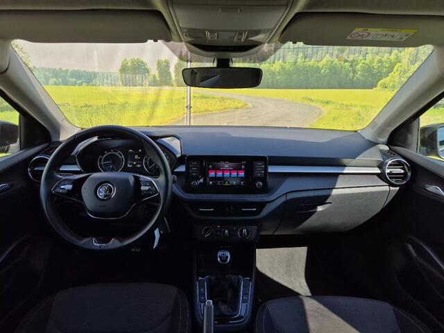 Skoda FABIA 1.0 TSI, Carplay! Park Sensoren V+A! VERWACHT!!