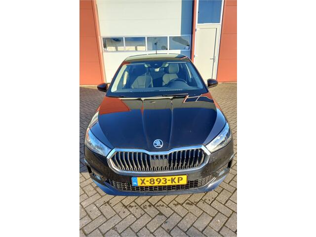Skoda FABIA 1.0 TSI Business Edition Trekhaak | LED | NAVI | Digidash | LMV 15" | 1e eig | NL auto