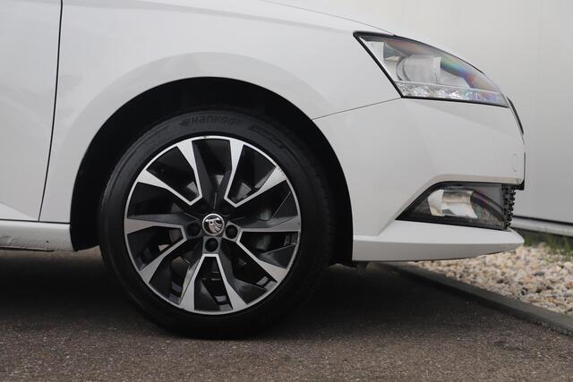 Skoda FABIA Combi 1.0 TSI Business Edition 95PK 16 inch LMV Carplay Android Navigatie Airco Cruise Control Parkeersensor