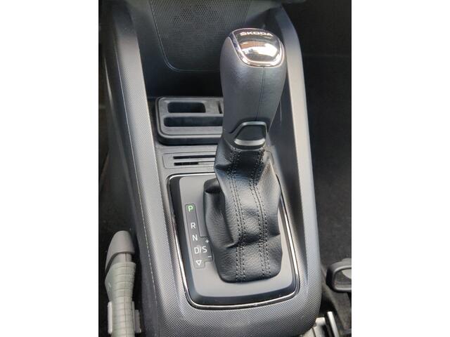 Skoda FABIA 1.0 TSI Clever Automaat - Clima - Cruise