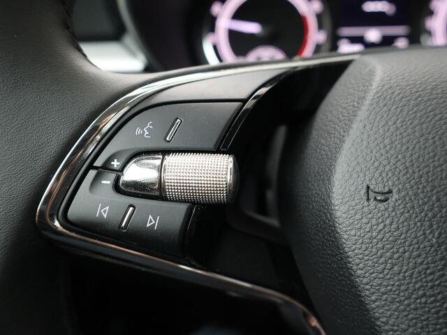 Skoda FABIA 1.0 TSI Ambition | 95 PK | Cruise control | Airco | Apple Carplay/Android Auto |