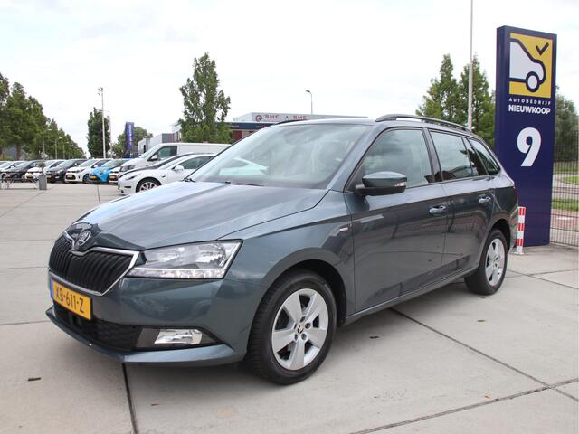 Skoda FABIA Combi 1.0 Clever Carplay, Stoelverwarming, Licht-zicht & Plus pack Zomer aanbieding!