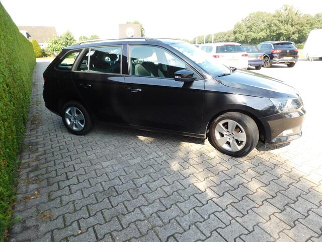 Skoda FABIA Combi 1.0 Ambition Bus, Navi, Pdc, Cruise